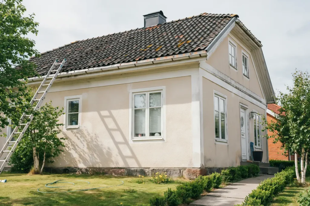 sommarens b sta tid f r tak versyn smarta tg rder att g ra i juli